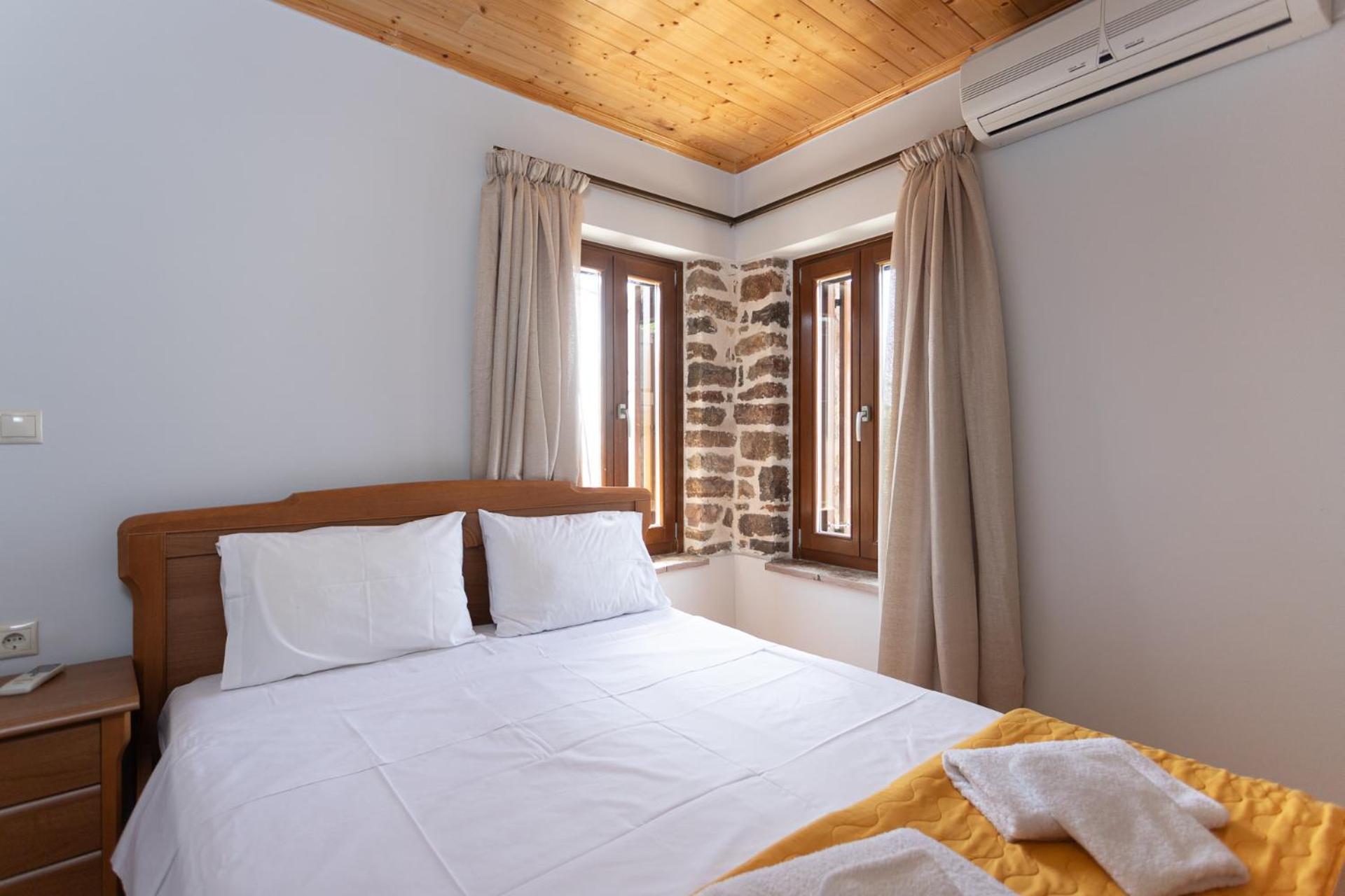 Ferienwohnung To Spiti Sto Castro Nafpaktos Exterior foto